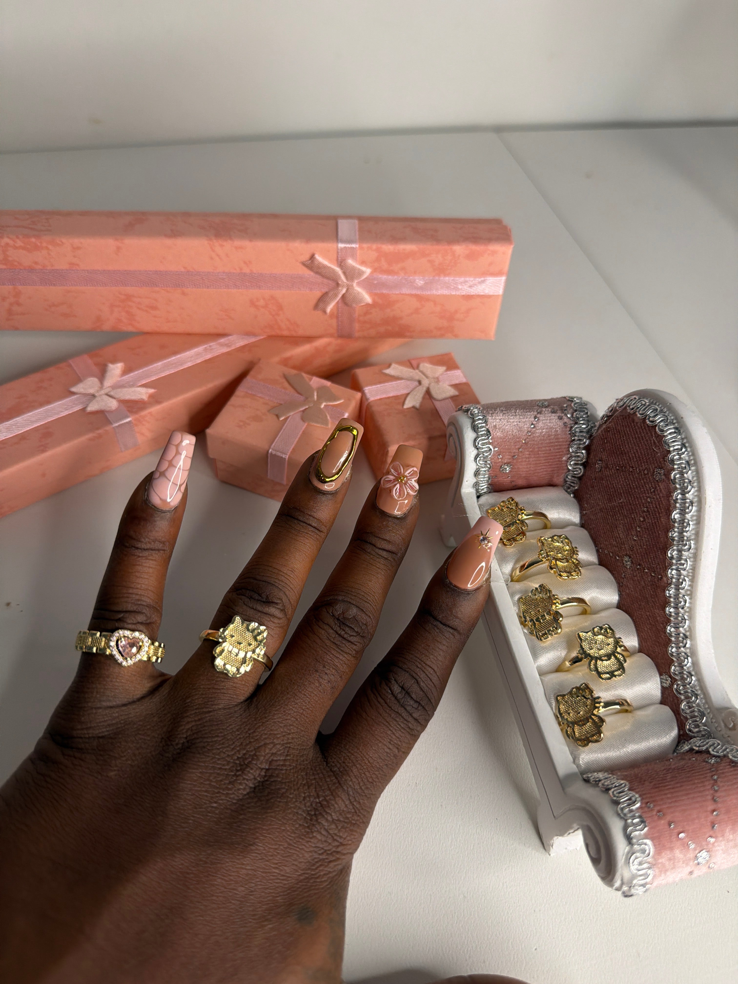 HK Ring