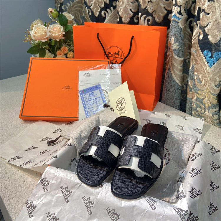 H Slide Sandals