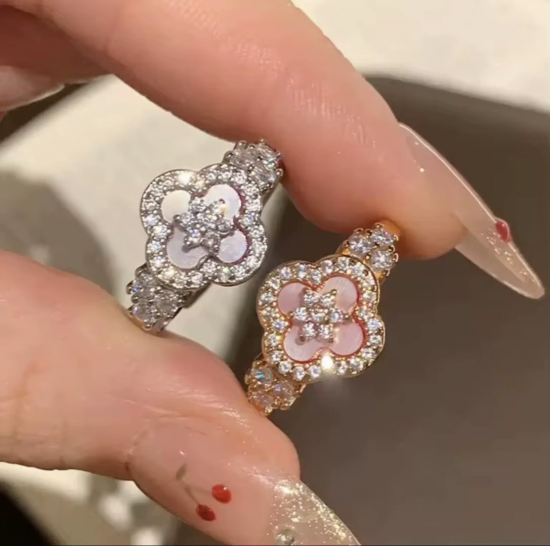 Blossom Luxe Crystal Ring